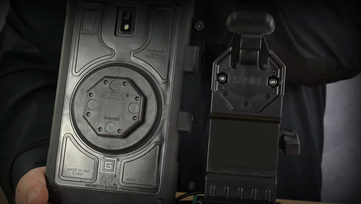 Translation missing: en.sections.video.load_video